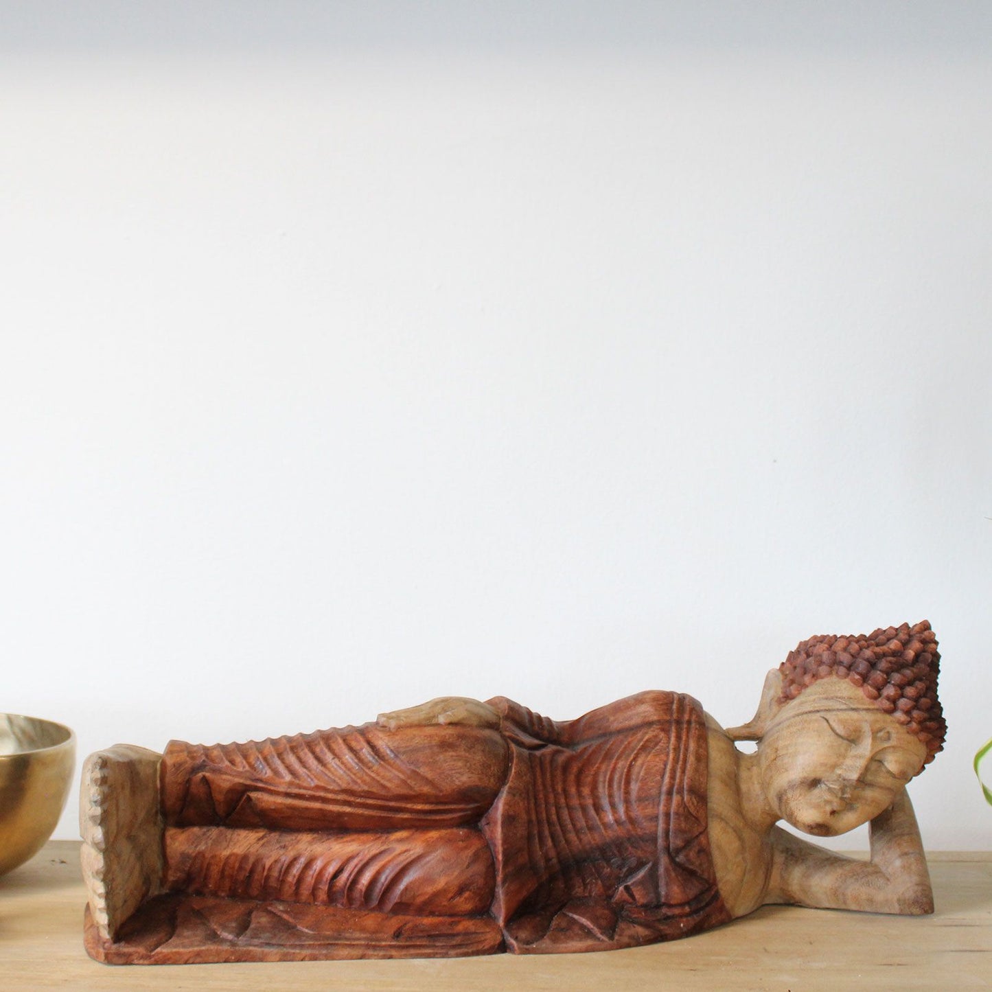 Buddha Skulptur 'Schlafender Buddha' - 50 cm Handgeschnitzt aus Suarholz