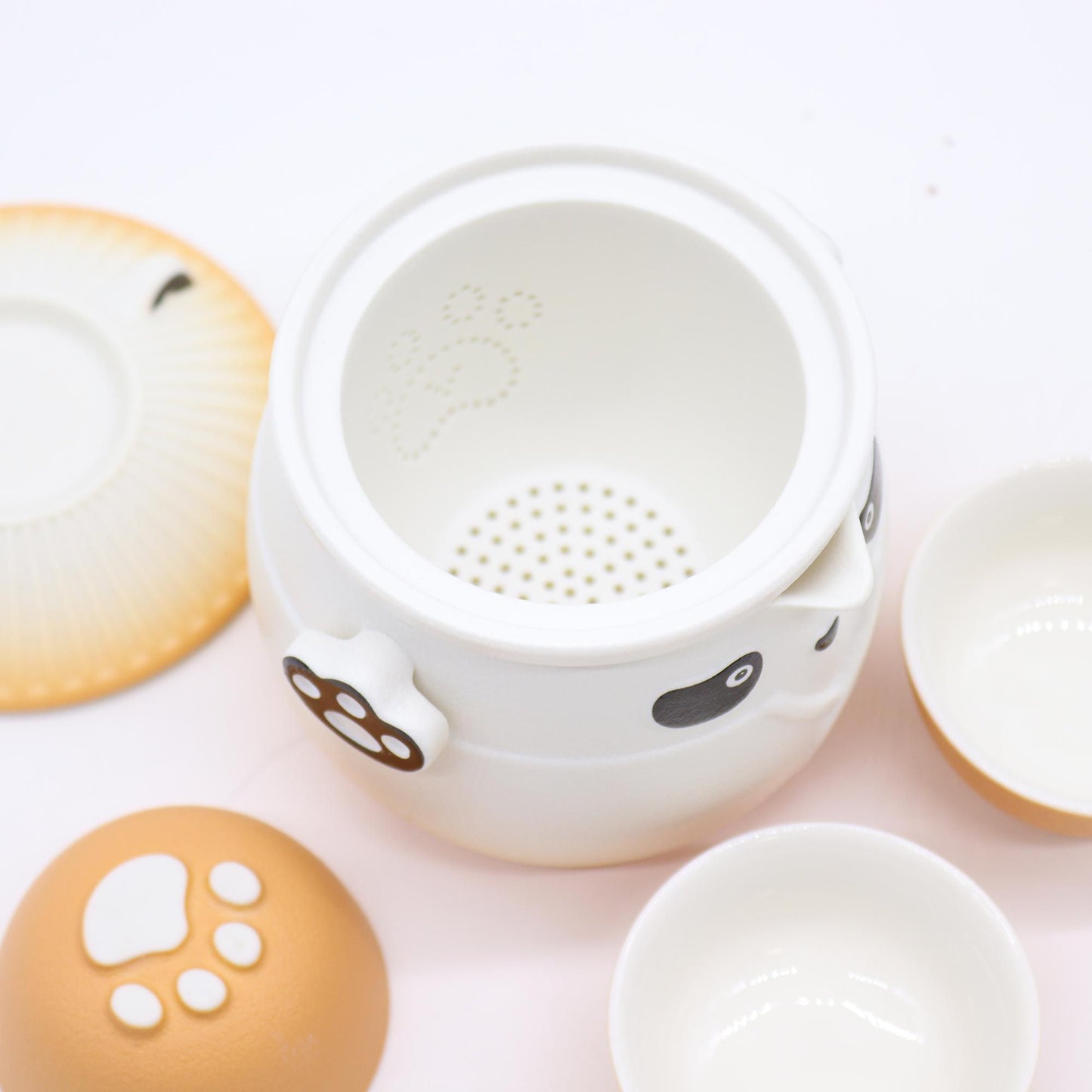 Teekanne 'Panda-Liebling' in Orange mit 3 Tassen – Keramik-Set mit Sieb